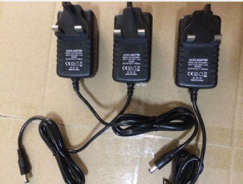 UK plug  5V 1A power adapter CE certificated