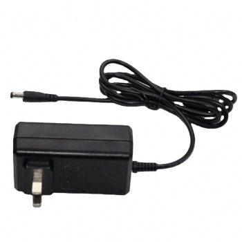 15V4A  power adapter   US  ETLFCC， CE certificated